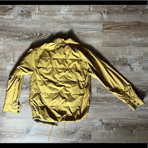 The North Face Flannel Lined reversible Down Jacket - Picture 6 of 7